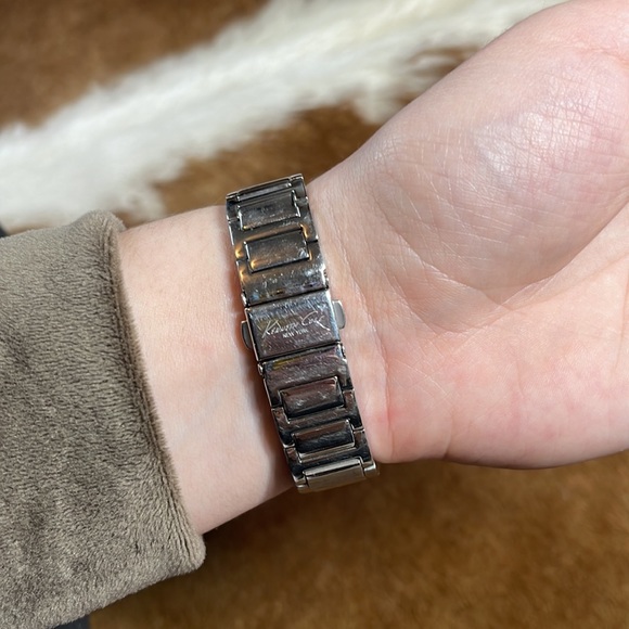 Kenneth Cole watch - Picture 3 of 3